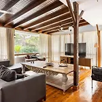 Very Special Villa 6 Bdr Great For Family Reunions