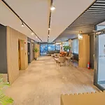 City Moonlight Apart Hotel