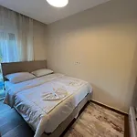 Spacious Flat Close To Sea\'4\'