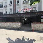 Sky Hotel & Apartments