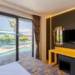Tema 242 Hotel