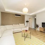 Luminous Flat 15 Min To Hadrian Gates
