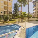 Flat W Pool Garden And Balcony 7 Min To Beach