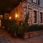 Lovely Flat With Balcony Near Hadrian\'S Gate