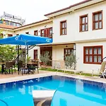 Pera House Kaleiçi Suit&Family Apartments