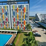 Selin\'S Apartment With Pool View