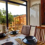 Stylish Garden Retreat, Ultimate Relaxation