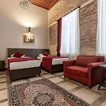 Giges King Boutique Hotel