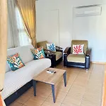 Pera House Kaleiçi Suit&Family Apartments