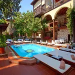Spectacular Penthouse With Terrace Near Hadrian\'S Gate