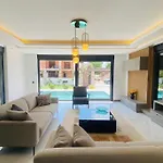 Rueyam Villa 2
