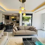 Rueyam Villa 2