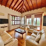 Attalos 2 Villa