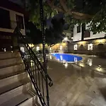 Attalos 2 Villa