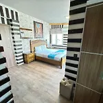 Ünaloğlu Aparts (Kamelya)