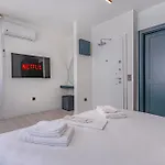 Tulii Rooms