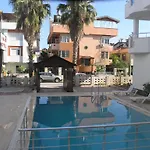 Madi Hotel Lara