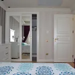Onkel Residences