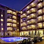 Dolphin Family Hotel
