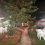 Kromer Garden Hotel