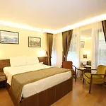 Taka-Butik-Otel