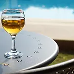 Mene Suites