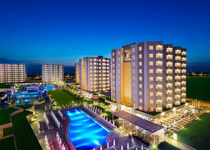 Grand Park Lara Hotel
