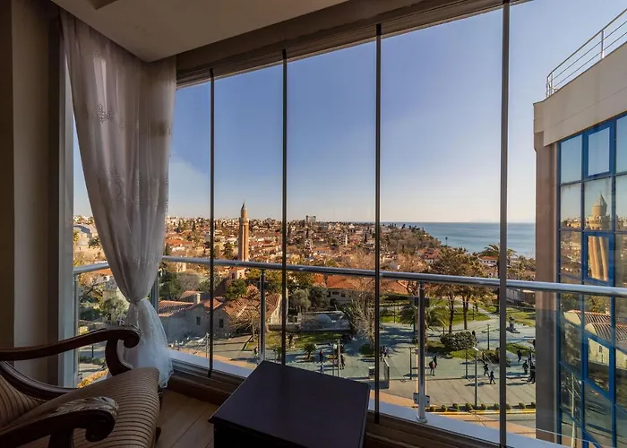 Lovely Flat With Sea View Near Beach In Muratpasa