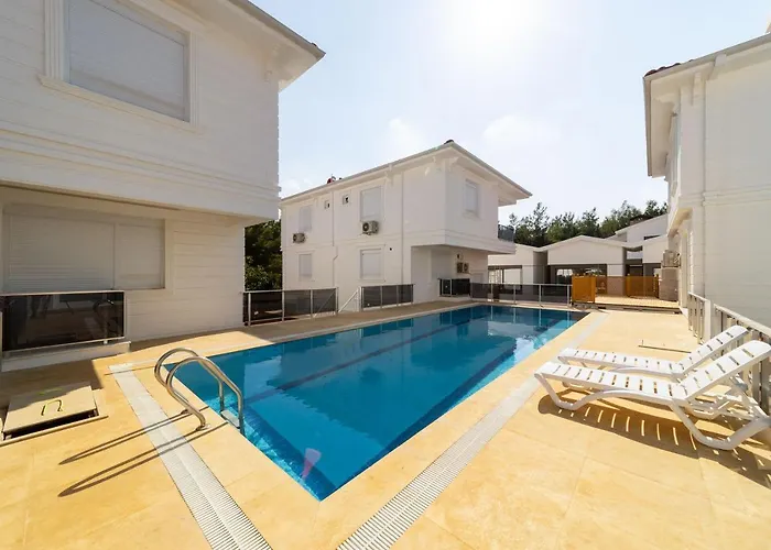Great Villa With Pool Hammam And Sauna In Antalya
