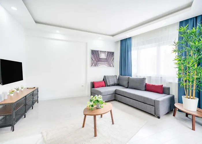 Modern Flat Near Beach In Muratpasa
