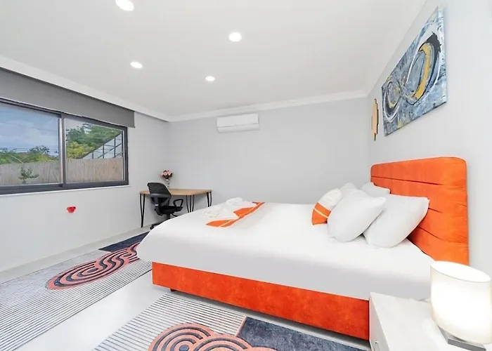 Villa Orange House Private Garden Terrace Hot Tub Mountain Views Konyaalti Antalya