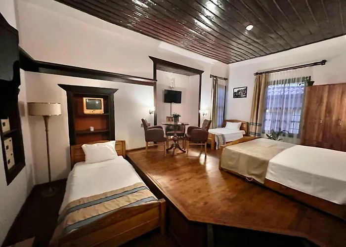 Old House Hotel&Pub