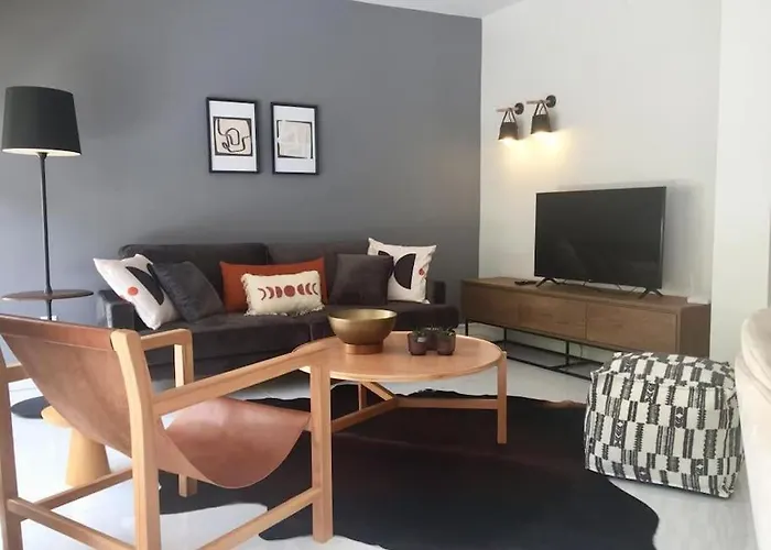 Center Of Old Town,2+1 Flat With Garden