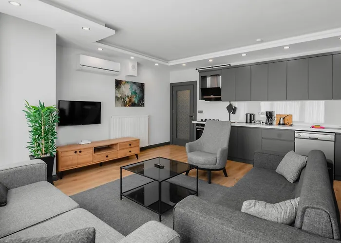 Cozy Flat Close To Lara Beach In Antalya