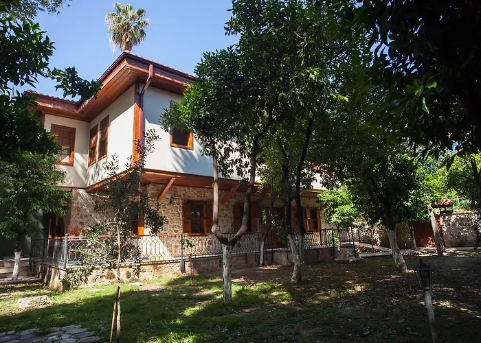 Citrus Garden Hotel