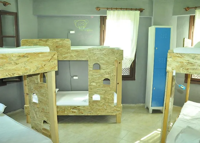 Funky Monkey Antalya Hostel&Pub