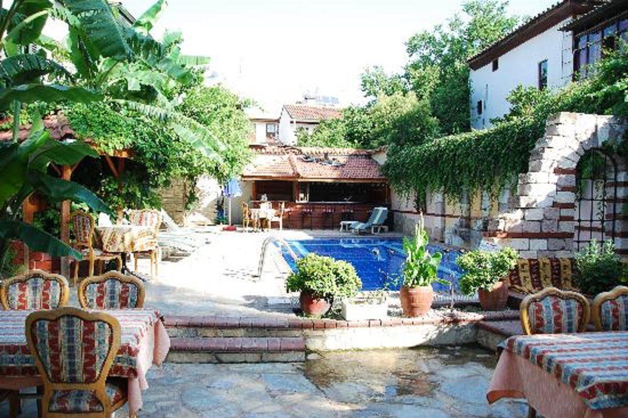 Kaleici Pera Palace 3* Antalya