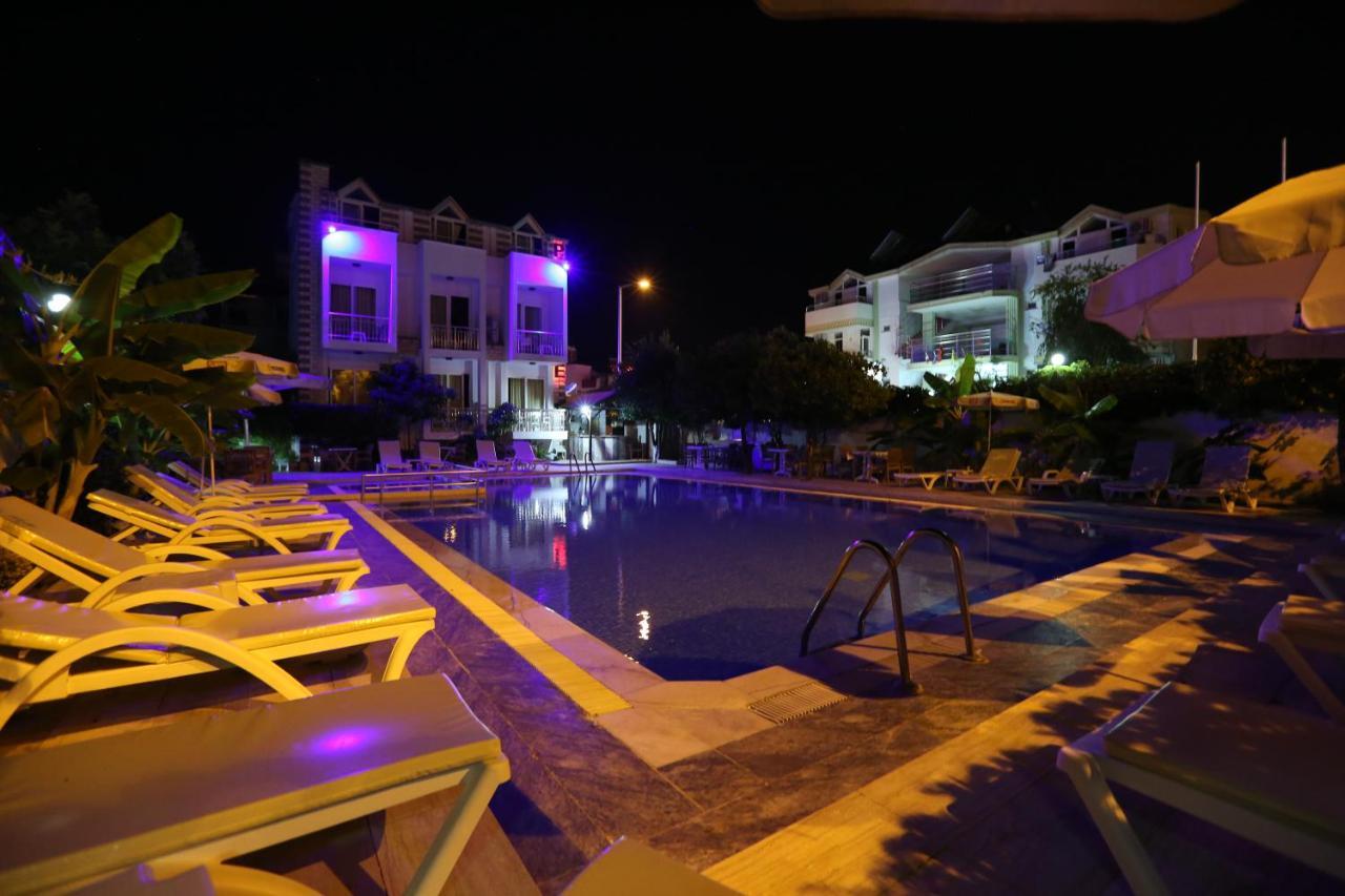 Apartment Paradise Homes *