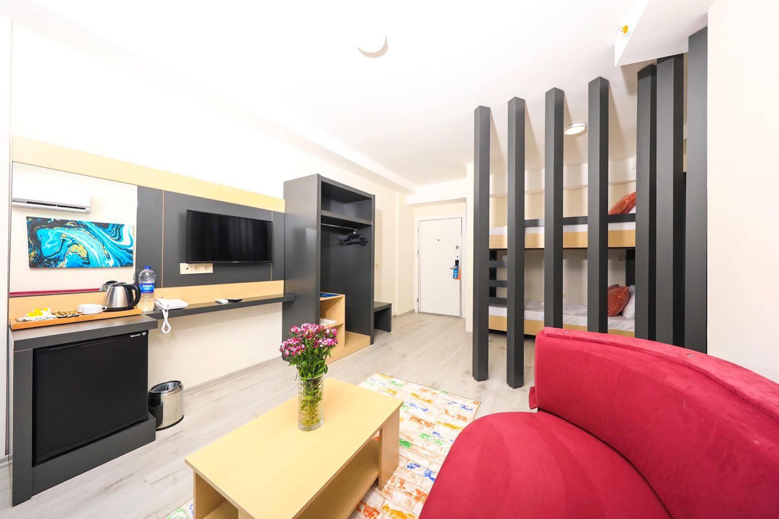 Attalos Smart Lara Star Antalya