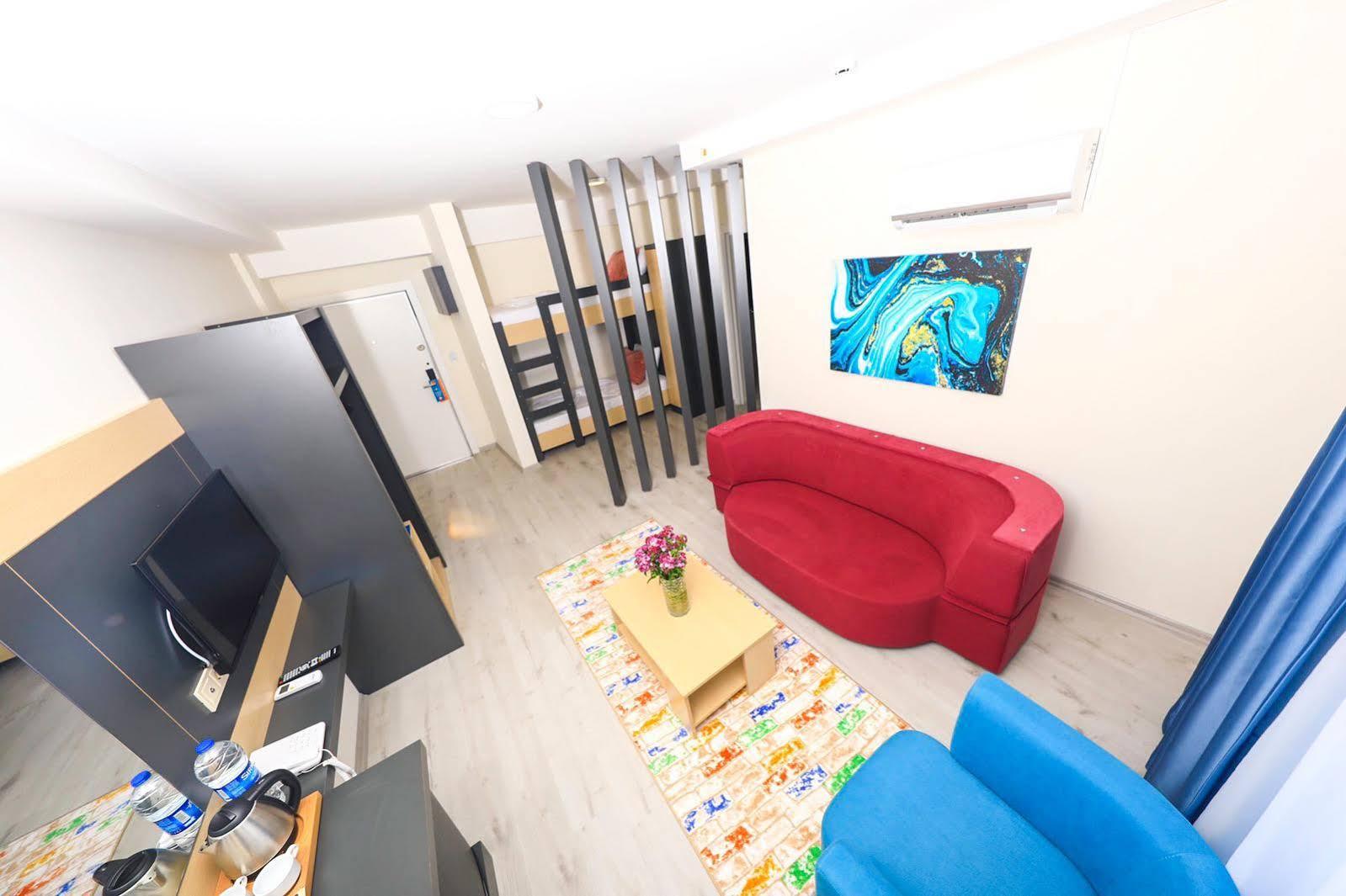 Hotel Attalos Smart Lara Star