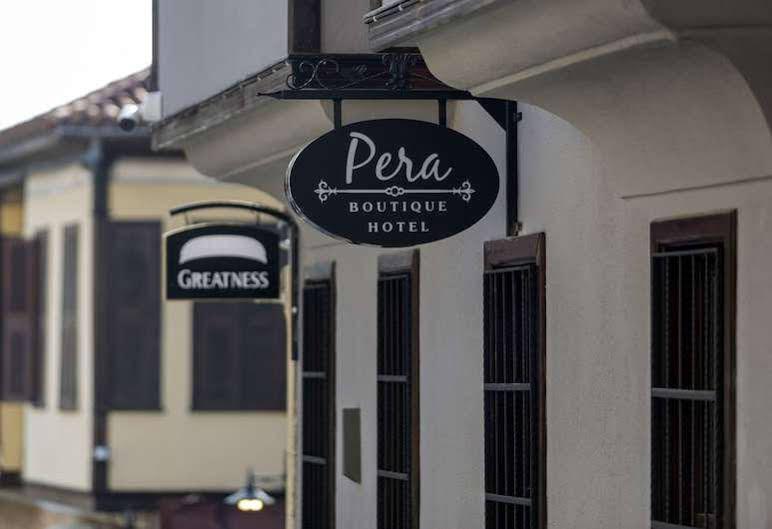Pera Boutique 2*