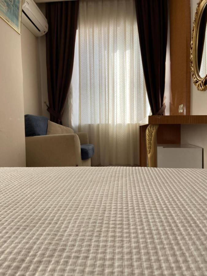 Otel Derin
