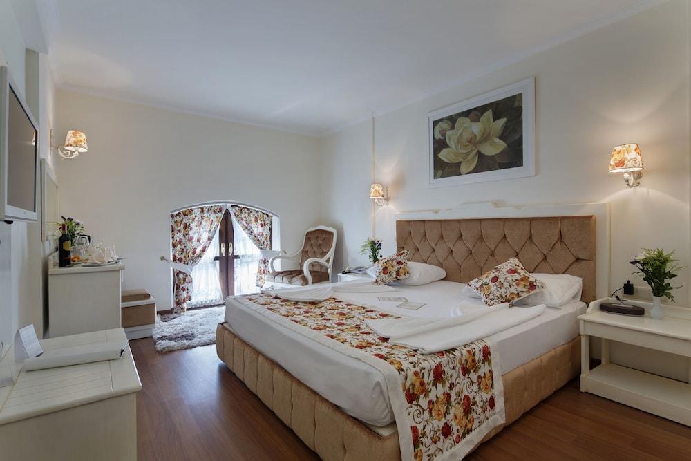 Hotel Adalya Port Antalya