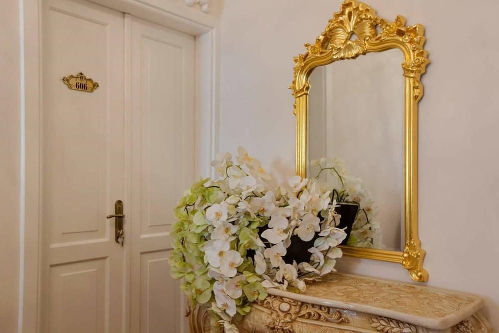 Hotel Lavin 5*