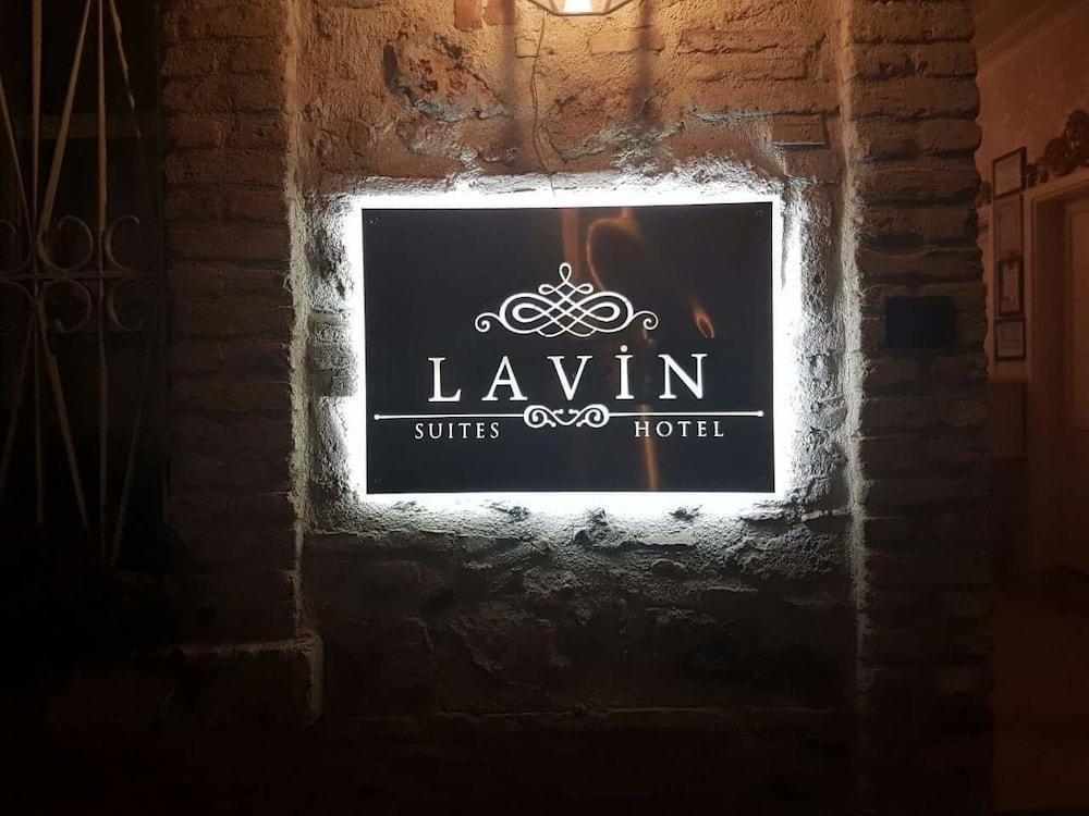 Lavin 5*