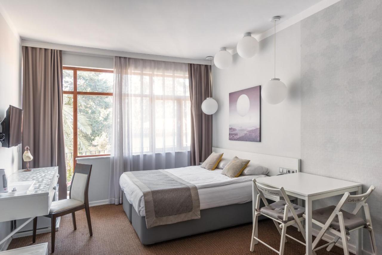 Delight Deluxe & 2* Antalya