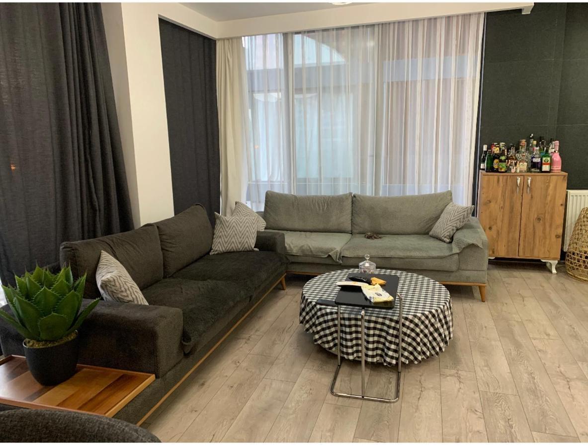 Homestay Fenix 84 *