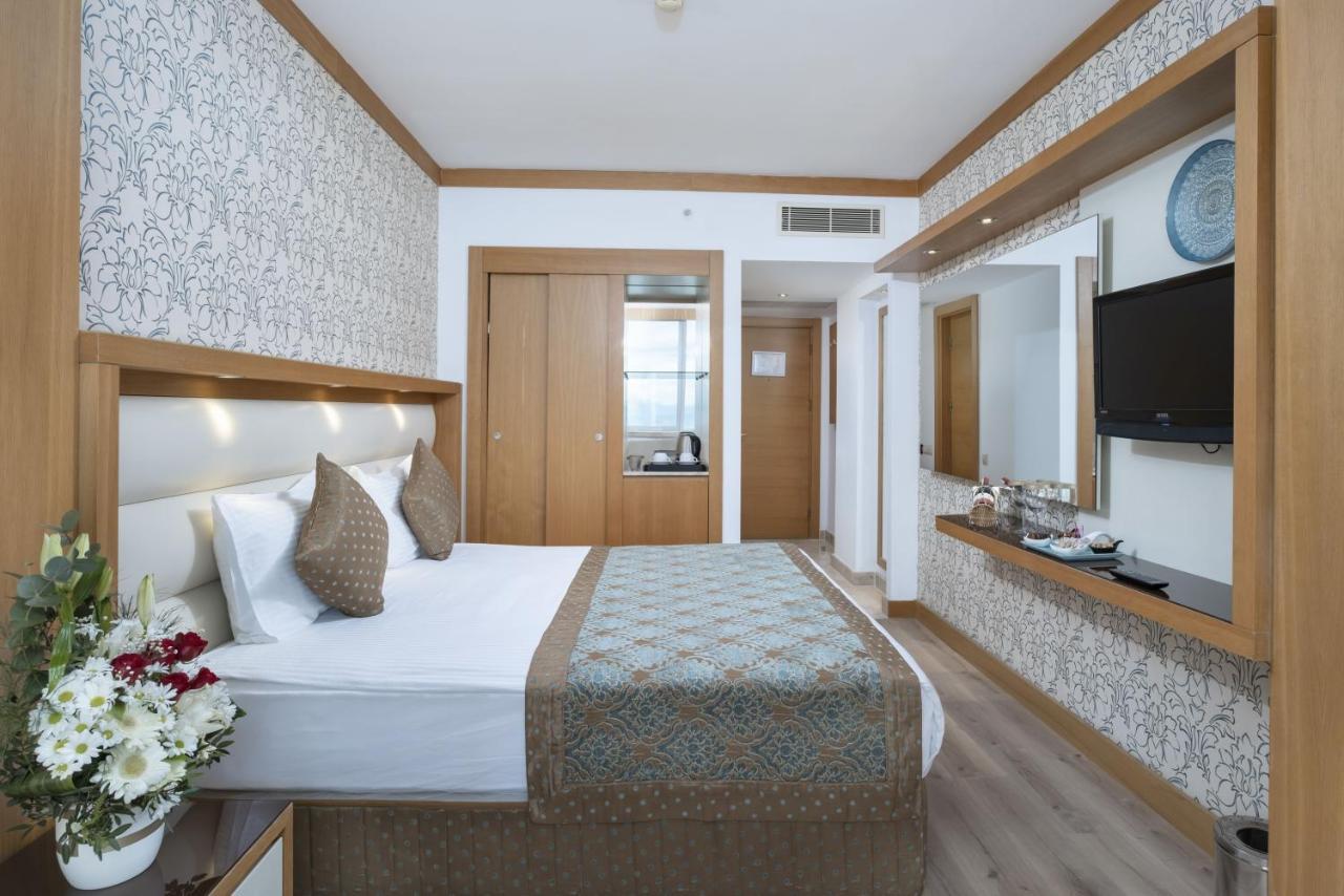 Oz & Adult Only 16 Otel Antalya