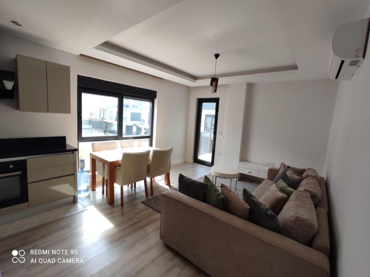 Limon Park Evleri Lara Apartment