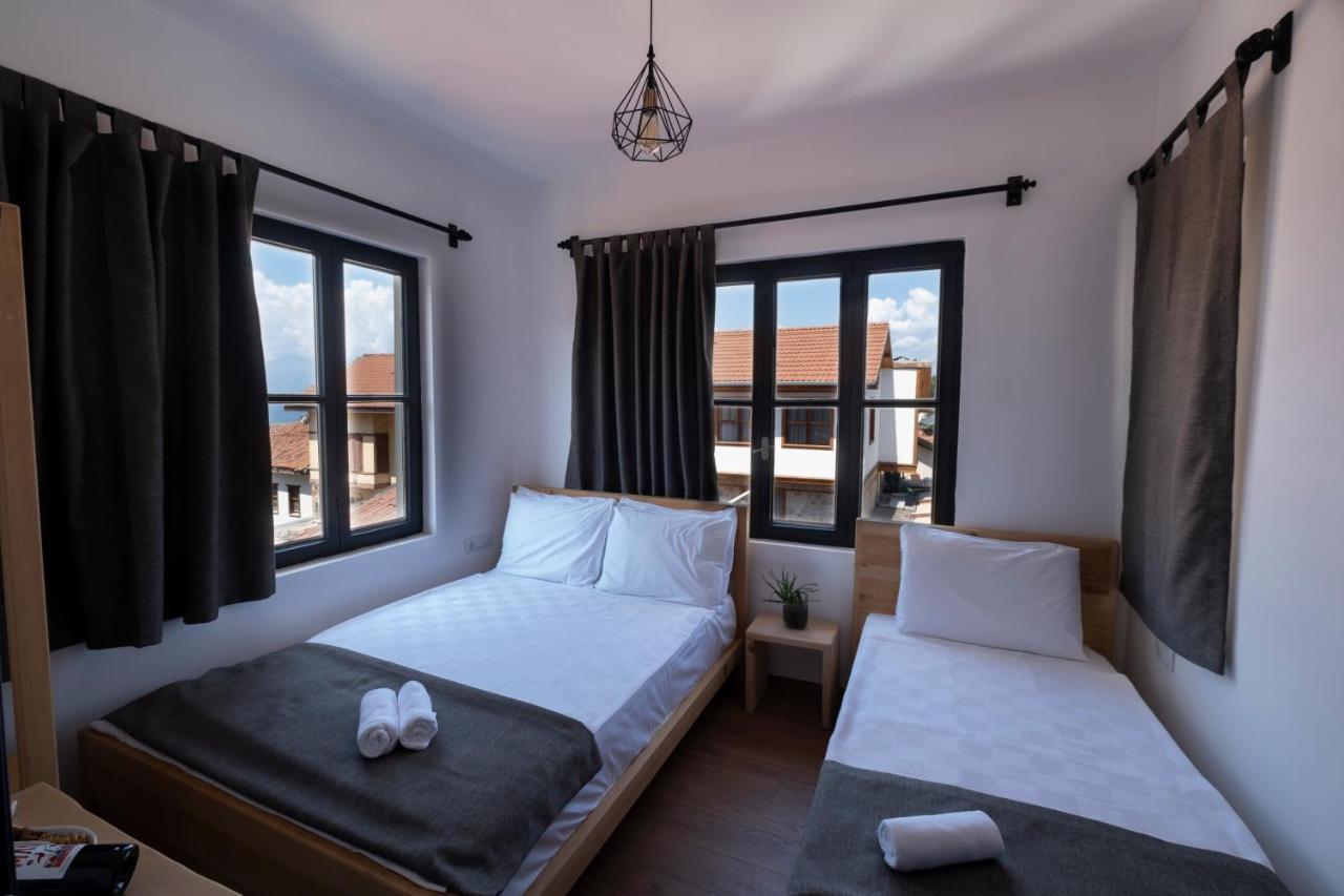 Solo Boutique Hotel 3*